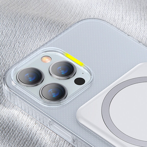 Baseus iPhone 13 Pro Max 6.7 Manyetik Magsafe Standlı Silikon Kılıf - Görsel 6